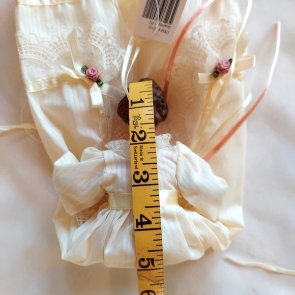 Vintage Victorian Lady Doll-Ornament Porcelain Head & Hands NWT Beige/Mauve Rose - Picture 10 of 11